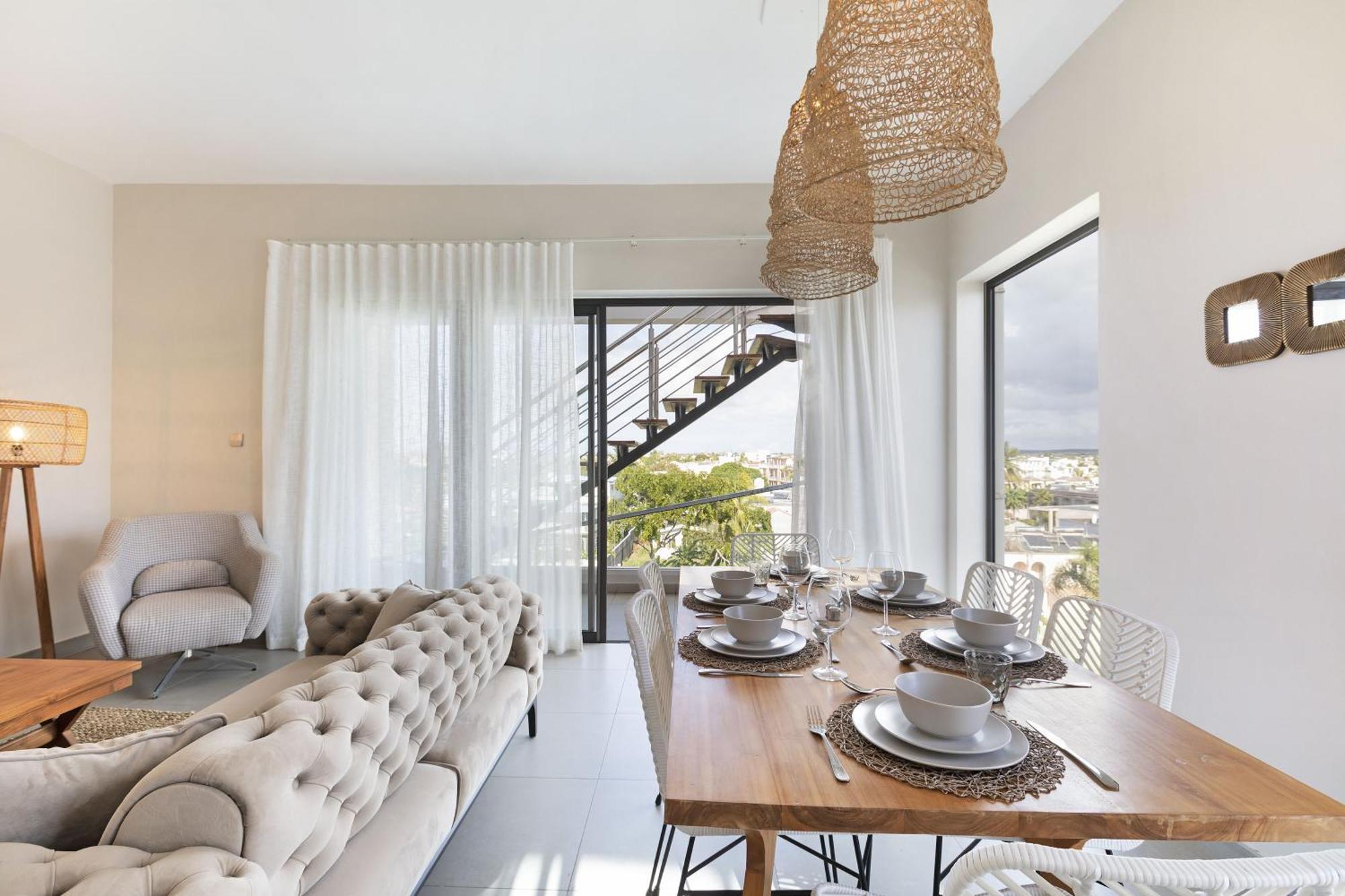 One Bay Penthouse *